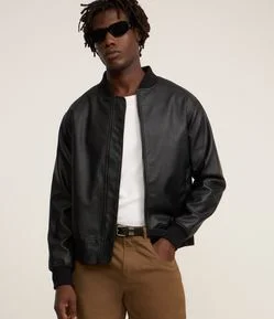 Jaqueta em Pu com Zíper Frontal e Gola Alta