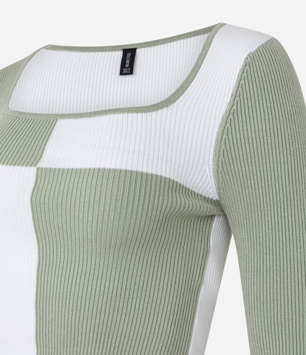 Blusa Cropped em Tricô Estampado com Bloco de Cor Branco/Verde 6