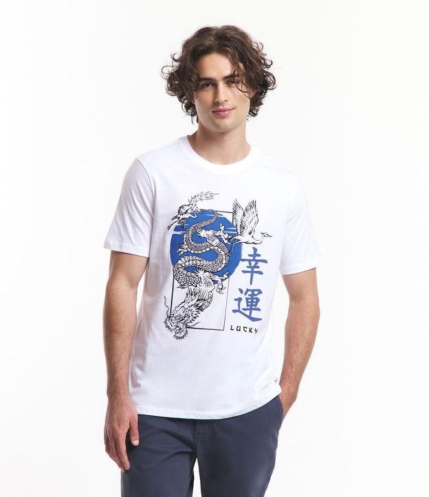 Camiseta Regular com Estampa de Dragão Oriental e Ideograma Japonês Branco 1