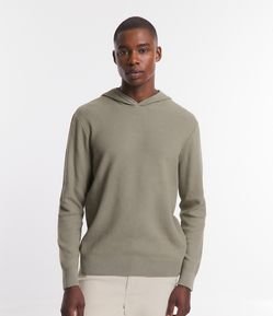 Blusão em Tricô com Capuz