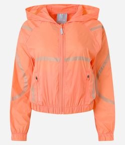 Jaqueta Esportiva Corta-Vento com Detalhe Contrastante e Bolso