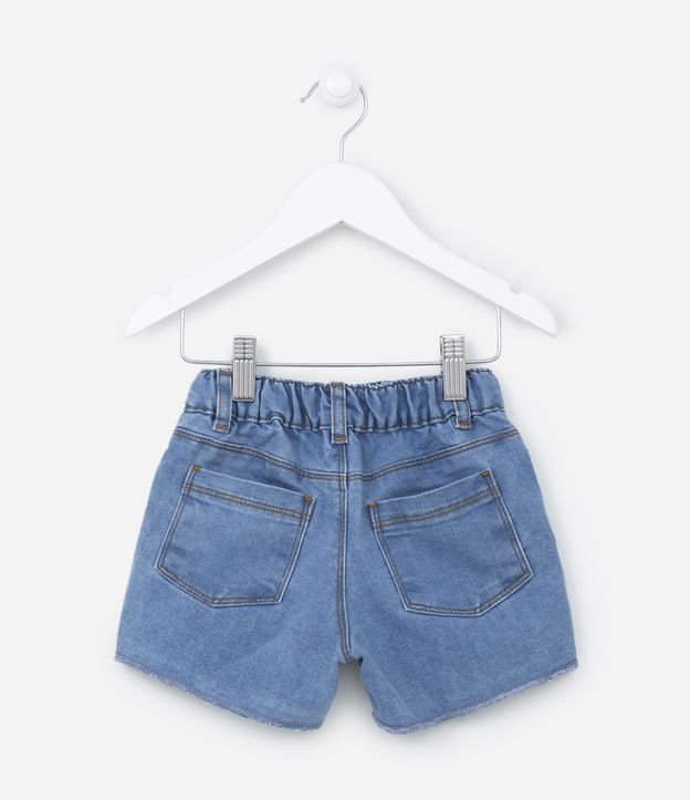 Short Jeans Infantil com Cintura Elástica e Bordado Broderie na Barra - 1 a 5 Anos Azul Médio 2