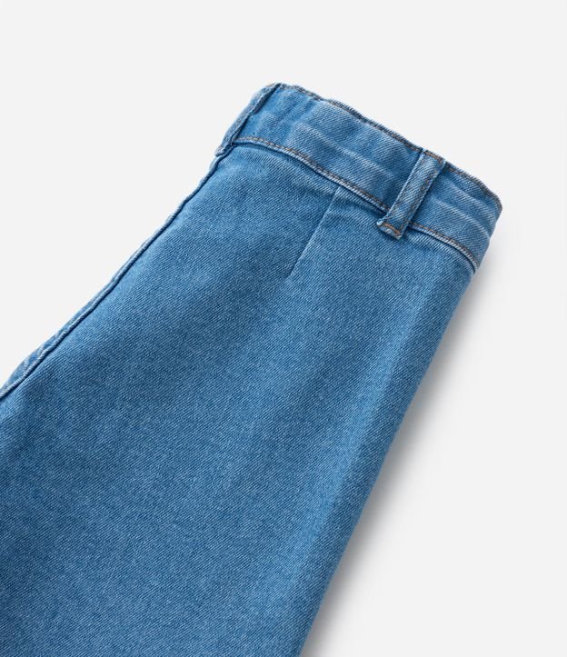 Calça Wide Leg Jeans Infantil com Bolsinhos e Barra Desfiada - Tam 1 a 5 anos Azul 4