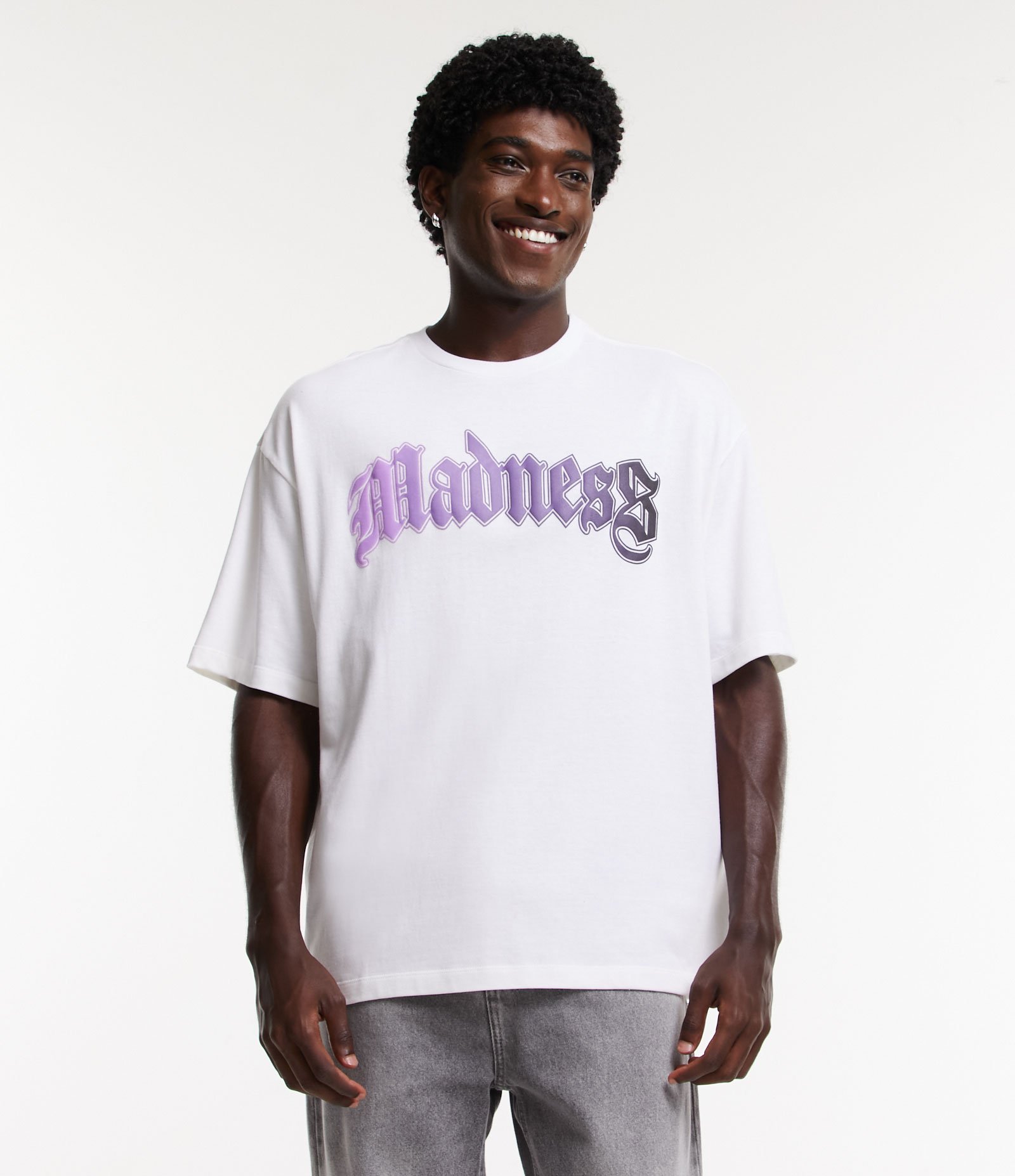 Camiseta Boxy em Algodão com Madness Degradê em Relevo Branco 1
