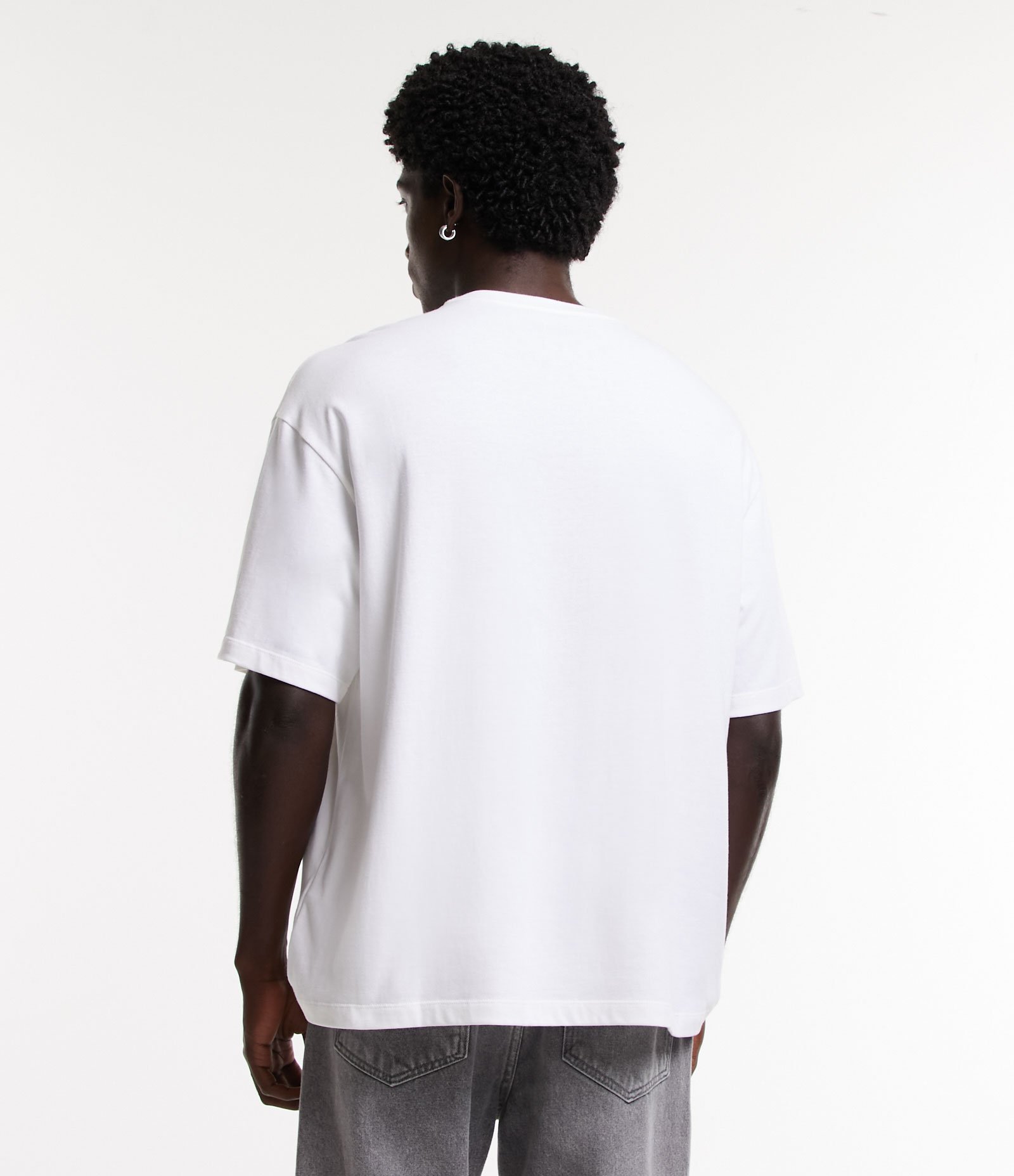 Camiseta Boxy em Algodão com Madness Degradê em Relevo Branco 3