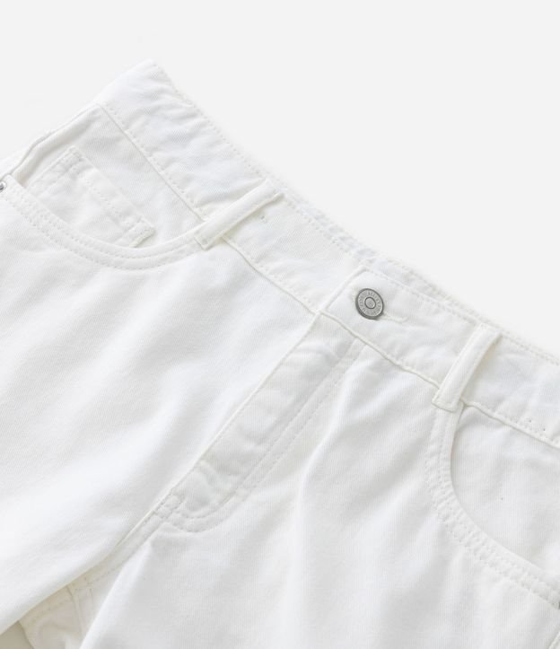 Bermuda Jeans Infantil com Puídos e Barra a Fio - 5 a 14 Anos Off White 5