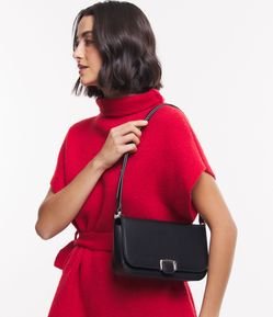 Bolsa Baguete Pequena com Fivela no Fechamento
