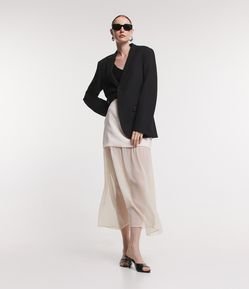 Saia Midi em Chiffon com Sobreposição e Transparência