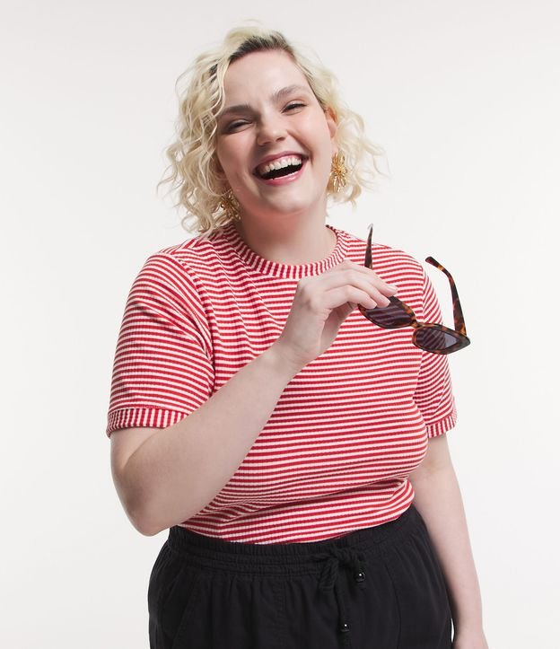 Blusa em Ribana com Estampa Listrada Curve & Plus Size