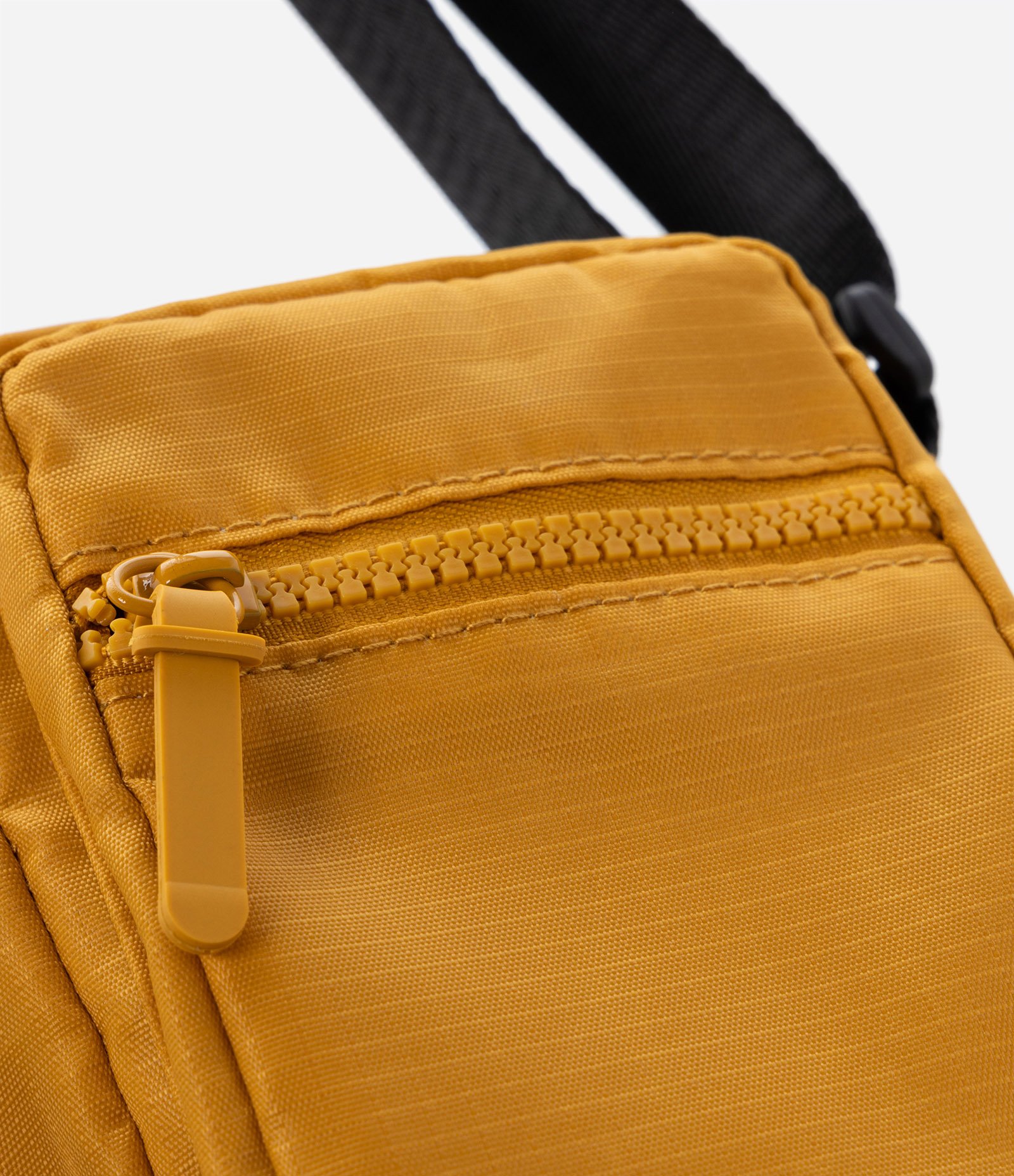 Bolsa Mini Bag com Bolso Frontal e Alça por Engate Amarelo 6
