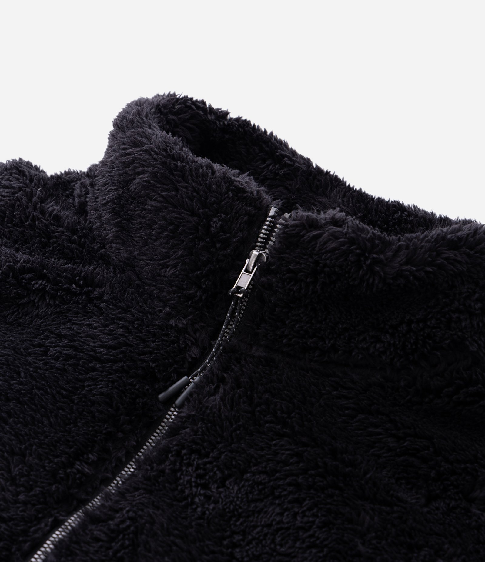 Blusão Peludinho com Zíper na Gola e Bolso Canguru Preto 11