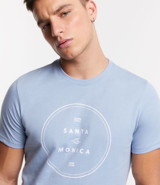 Camiseta Regular em Meia Malha com Estampa Santa Monica Azul Claro 4