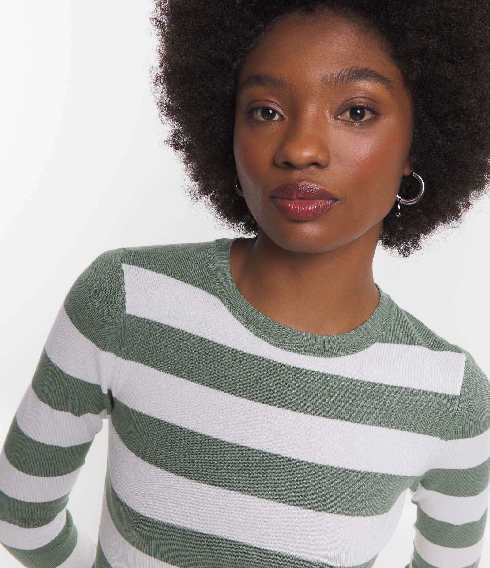 Blusa em Viscose Listrado com Punhos e Barra Canelada 4