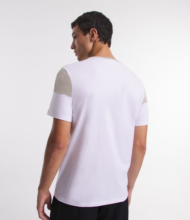 Camiseta Slim em Meia Malha com Lettering e Bloco de Cor Off White 4