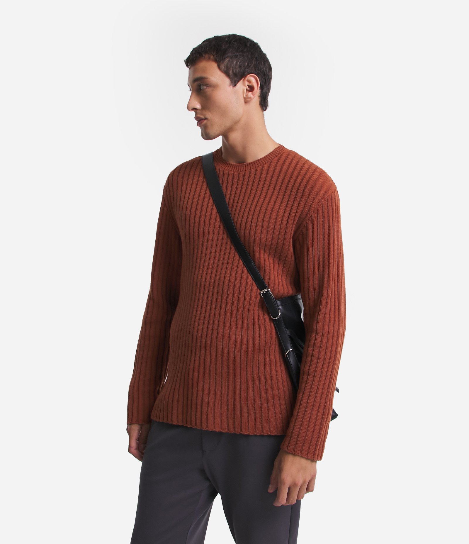 Suéter Slim em Tricô com Textura Canelada Marrom Telha 5