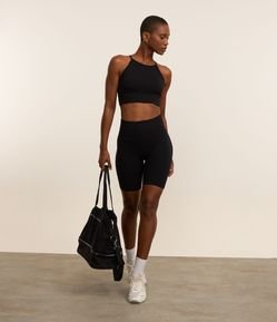 Bermuda Esportiva com Textura Canelada sem Costura