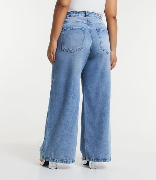 Calça Pantalona Jeans com Lavagem Marmorizada Curve & Plus Size Azul 3