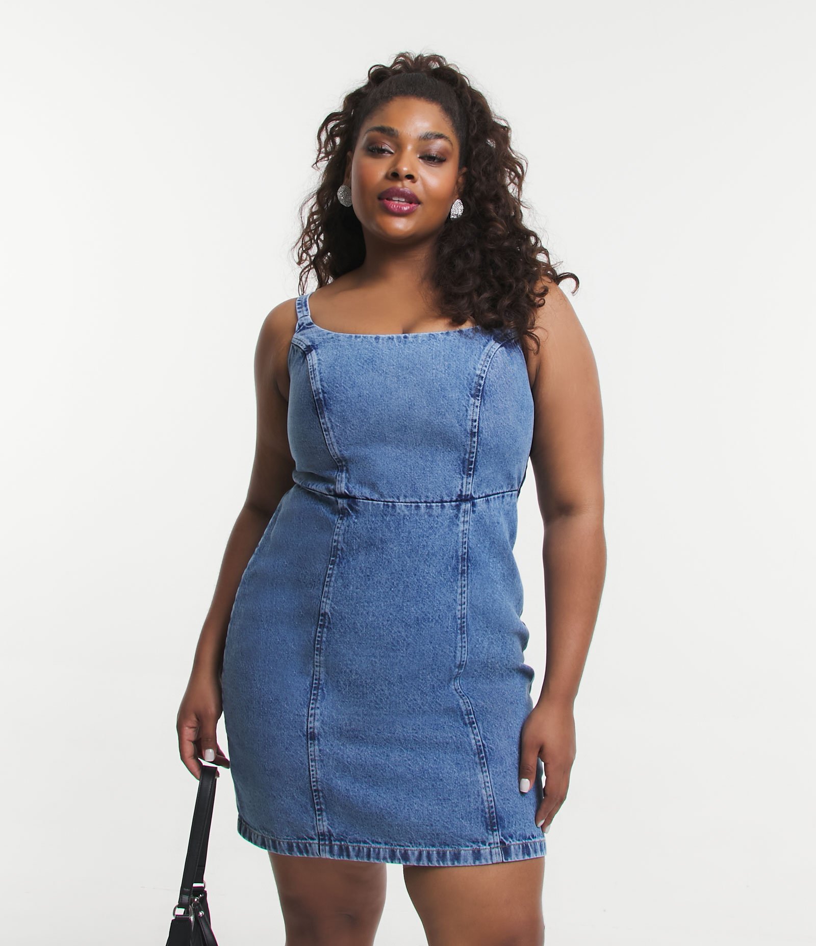 Vestido Curto de Alça em Jeans Curve & Plus Size Azul 1