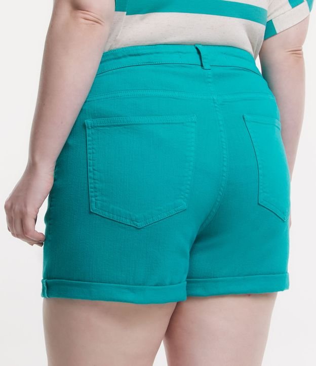 Short Hot Pants em Sarja com Barra Dobrada Curve & Plus Size Verde Água 3