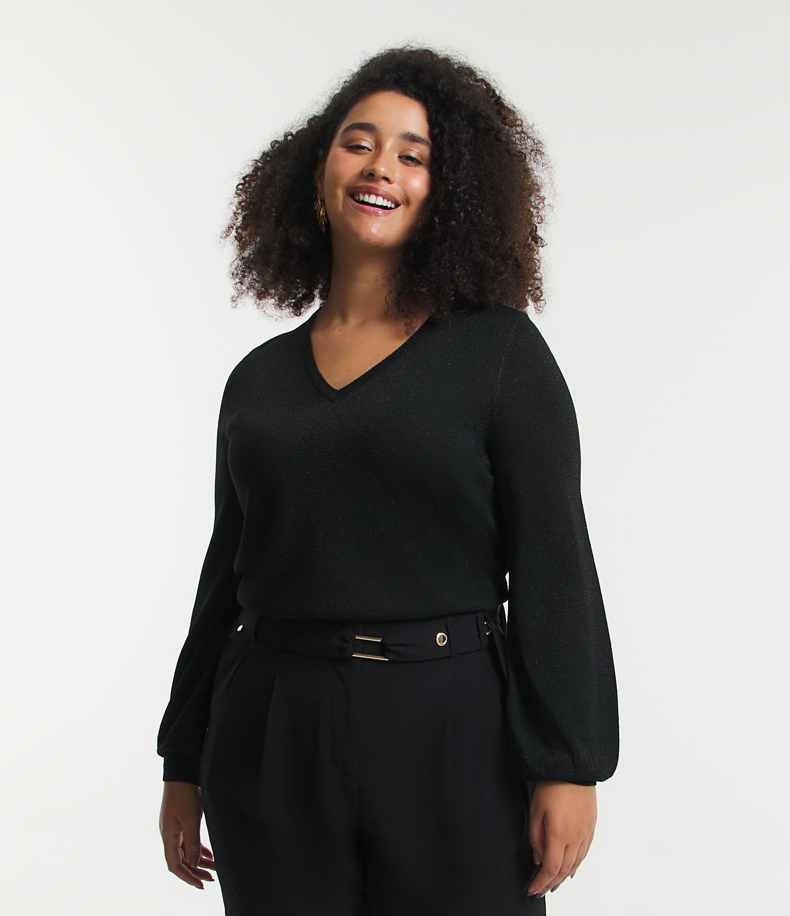 Blusa Manga Bufante Em Viscose Metalizada Curve And Plus Size Preto