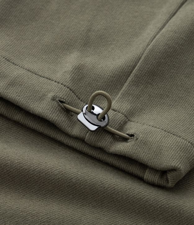 Blusa em Suedine Texturizado com Puxador Curve & Plus Size Verde Militar 7