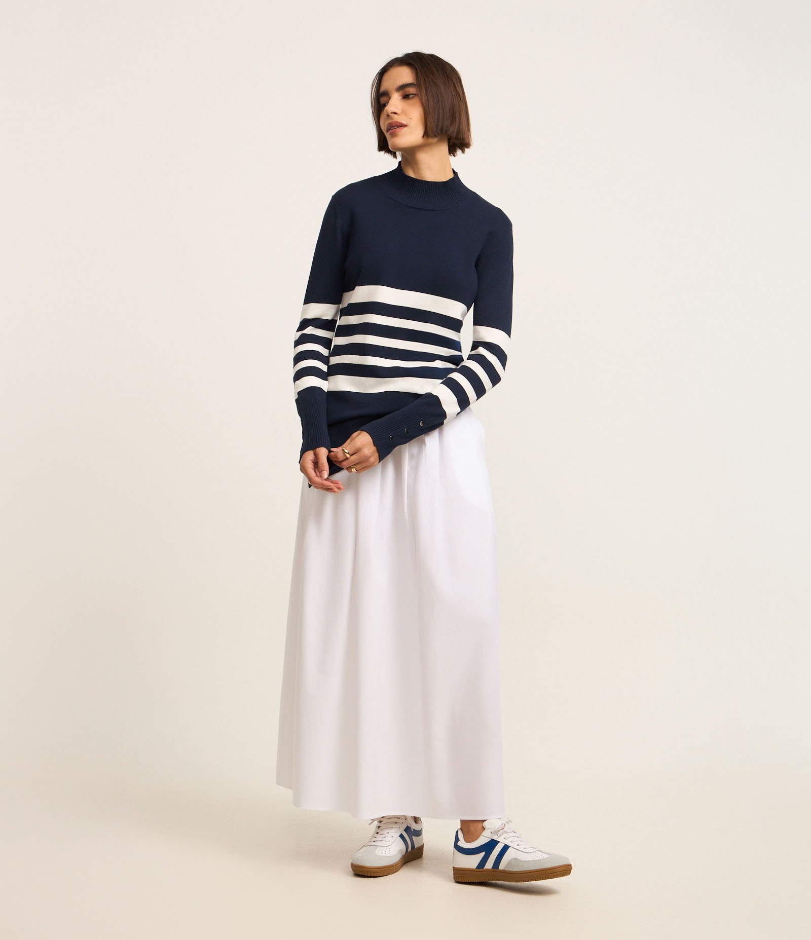 Blusa Alongada em Tricô com Ponto Diferenciado e Estampa Listrada Azul Marinho 2