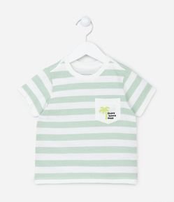 Camiseta Infantil com Estampa Listrada e Bolsinho com Coqueiro - 1 a 5 Anos