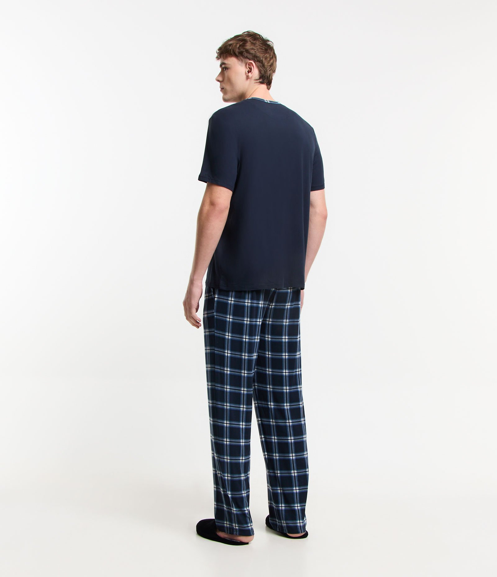 Pijama Longo com Bolso no Peito e Calça Estampa Xadrez Azul 3
