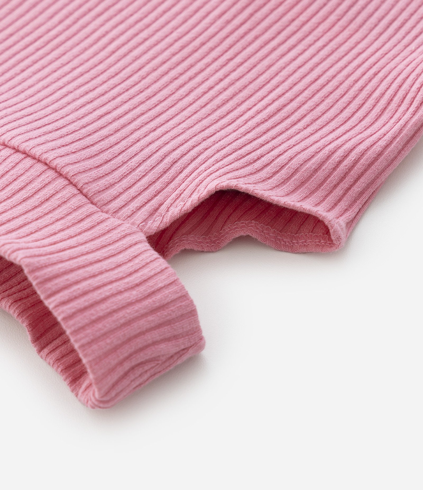 Regata Cropped Infantil Canelada com Recortes Laterais - Tam 5 a 14 anos Rosa 4