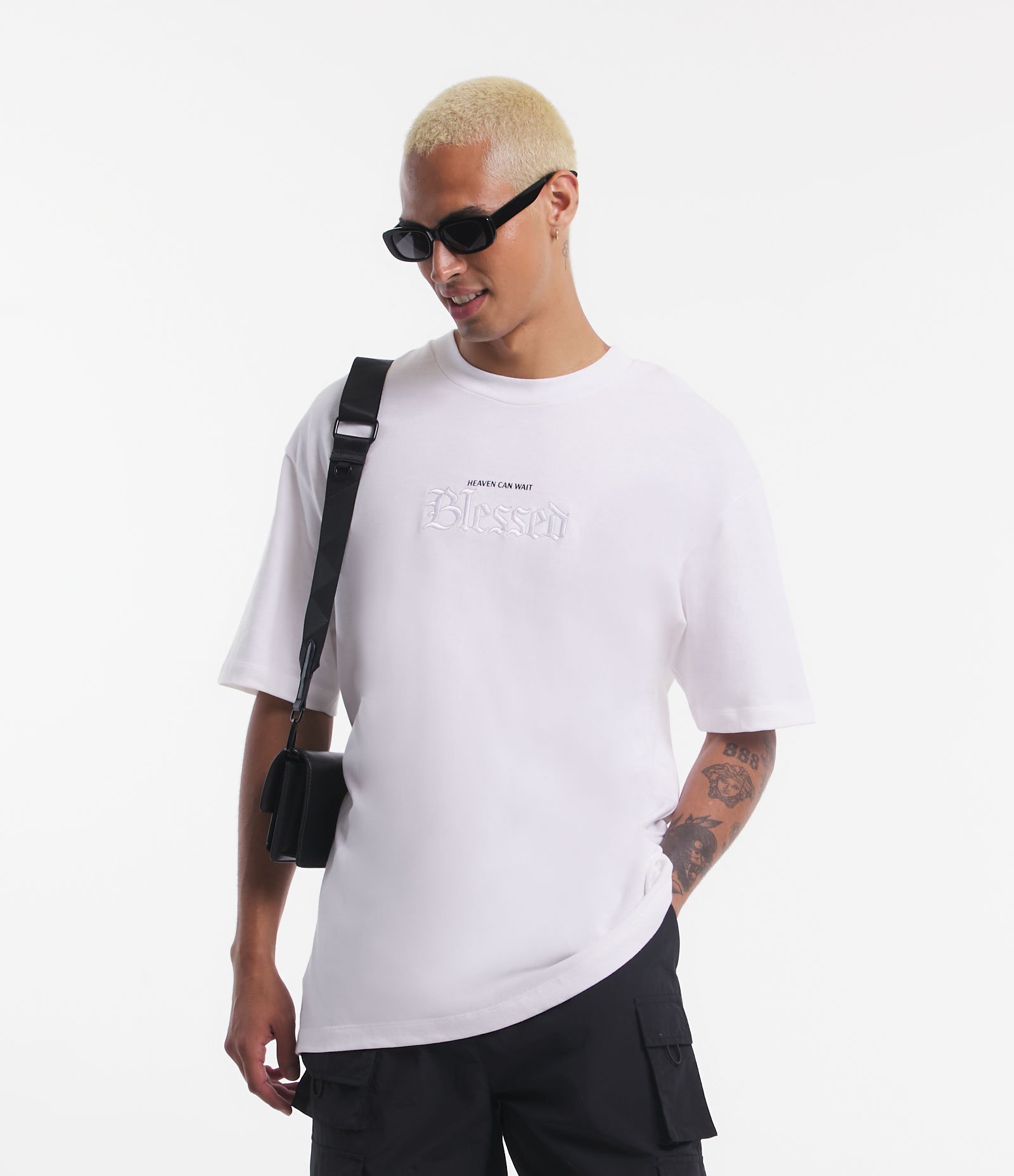 Camiseta Relaxed em Meia Malha com Bordado Blessed Off White 1