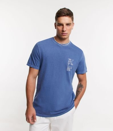 Camiseta Comfort em Meia Malha Estonada com Lettering Menor preço em Camiseta Comfort em Meia Malha Estonada com Lettering