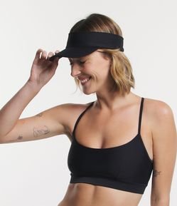 Viseira em Poliamida com Base Elástica e Superfície Texturizada