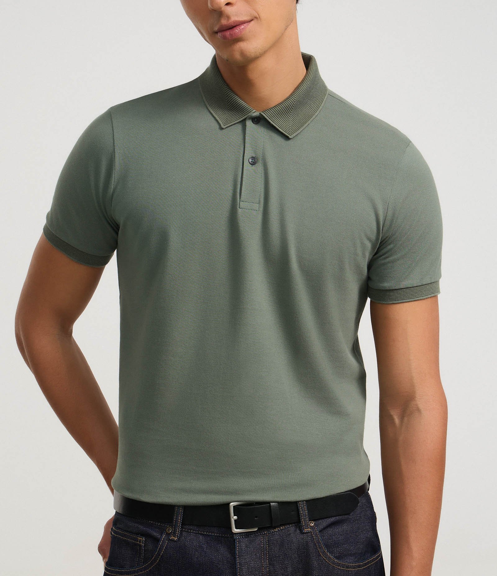 Camisa Polo Slim em Algodão com Botões e Detalhes Contrastantes Verde Escuro 3