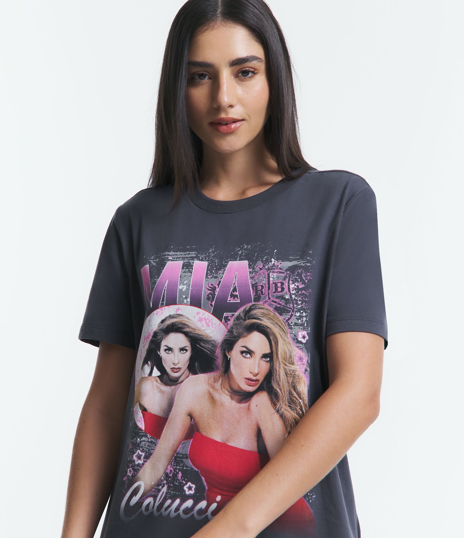 Camiseta em Meia Malha com Estampa RBD Mia Colucci Cinza 4