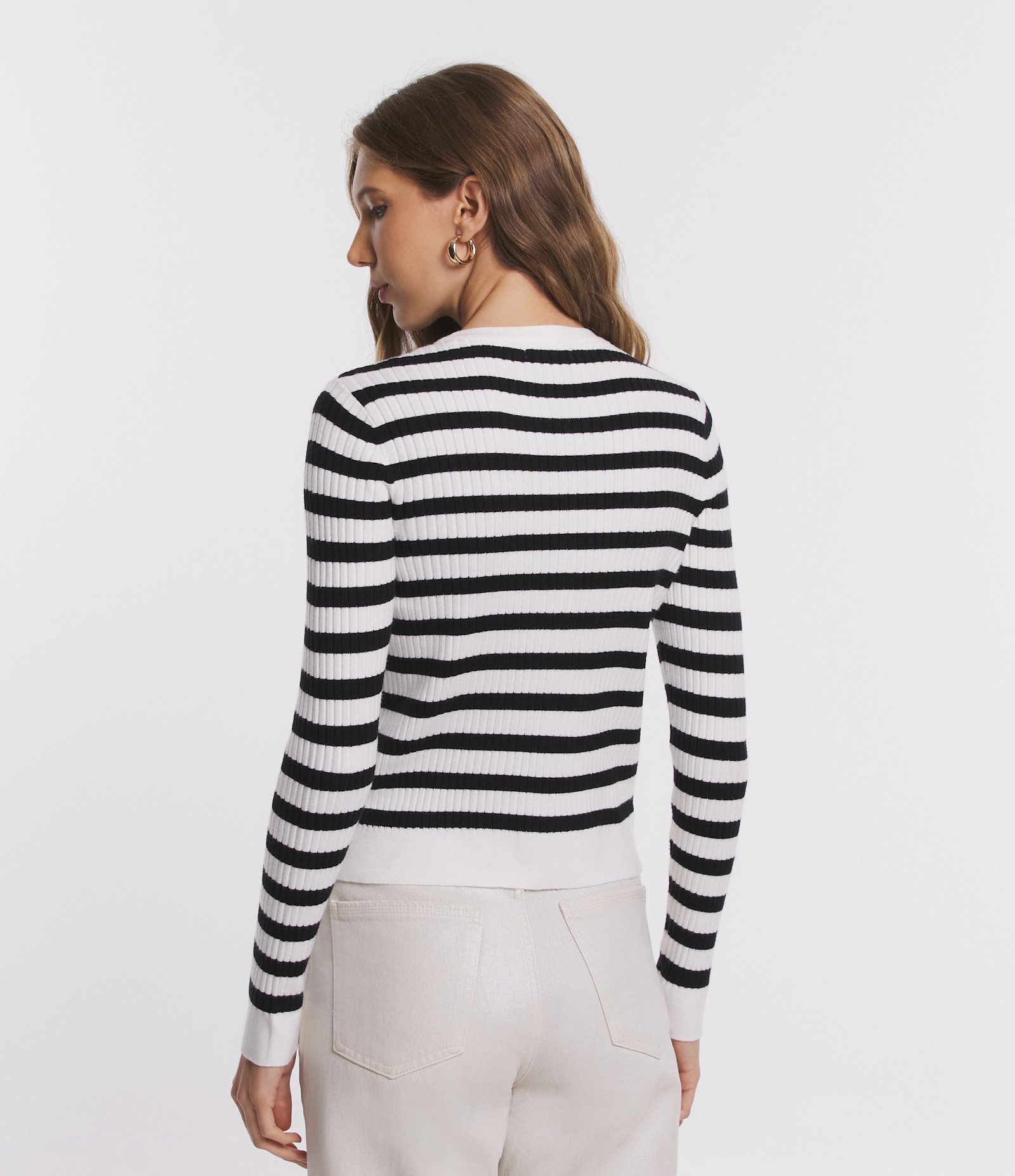 Cardigan em Tricô com Abotoamento e Estampa Listrada Branco/ Preto 3