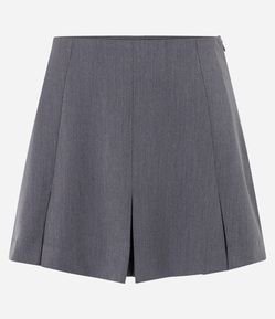 Short Saia em Alfaiataria com Pregas Frente e Costas