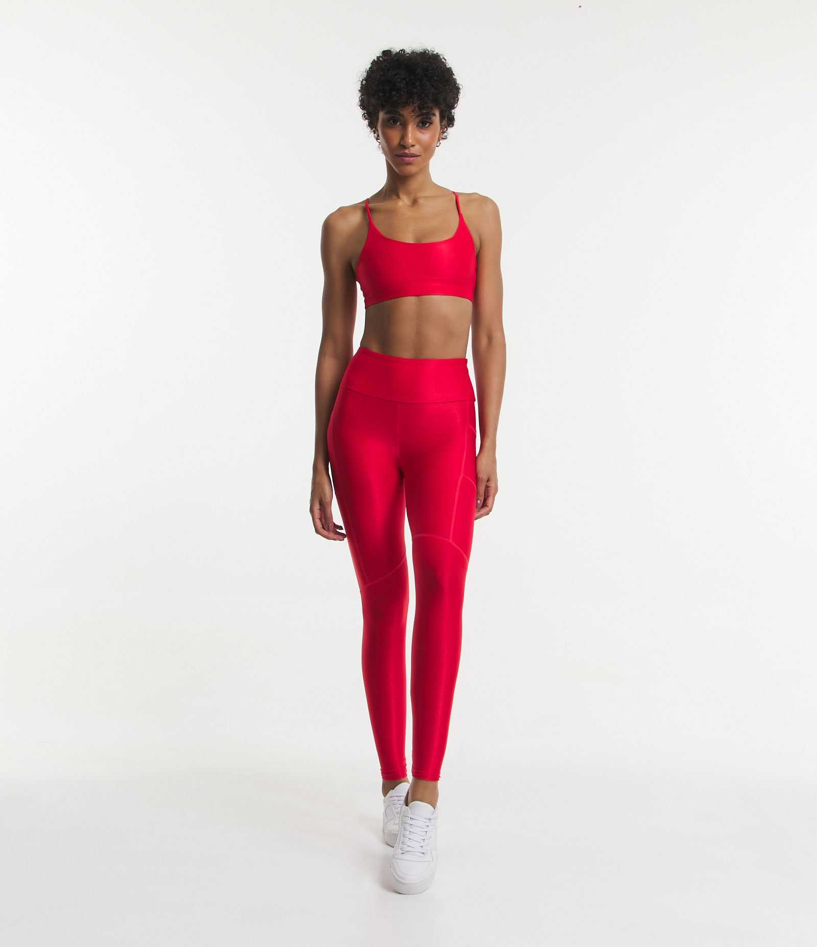 Calça Legging Esportiva com Textura Canelada e Recortes Vermelho 1