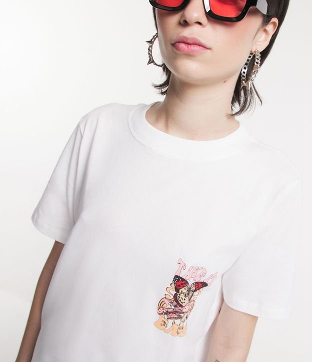 Camiseta Alongada em Meia Malha com Estampa de Borboleta Frente e Costas Branco 5