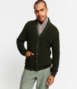 Cardigan em Tricô Texturizado com Botões e Bolsos