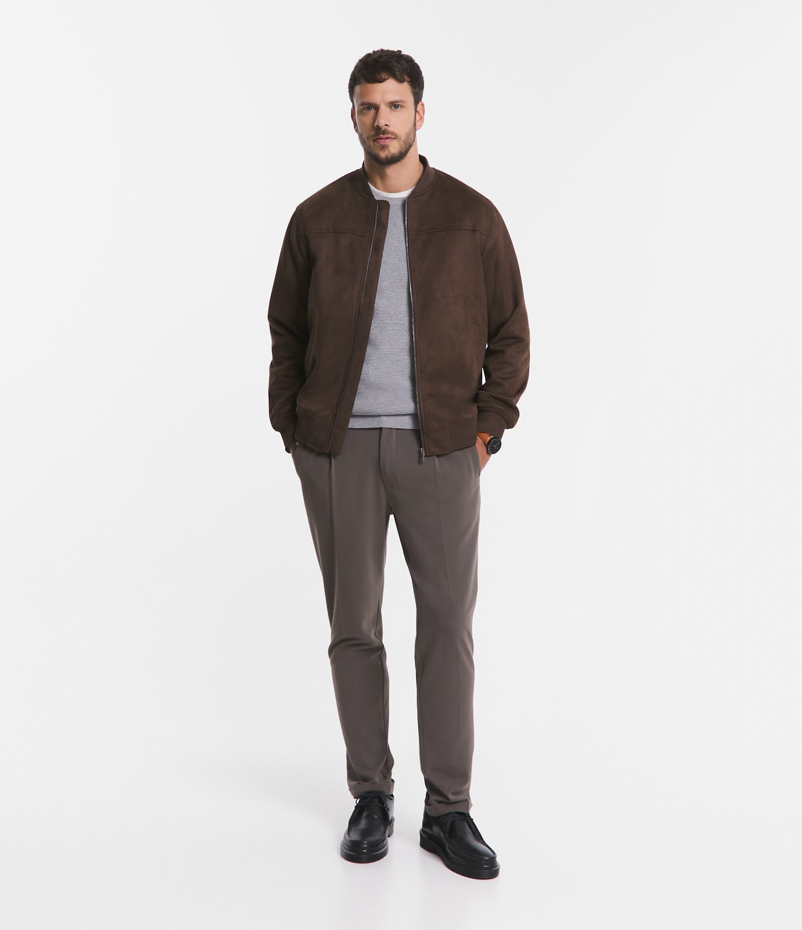 Jaqueta Bomber com Zíper e Bolsos Marrom 2