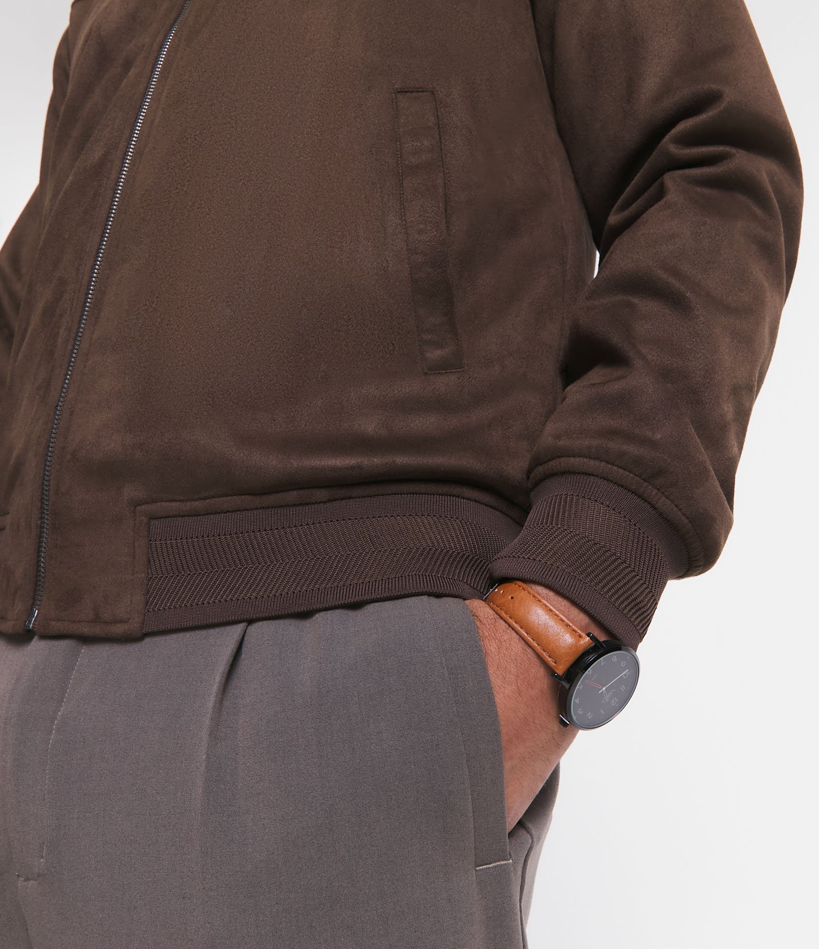 Jaqueta Bomber com Zíper e Bolsos Marrom 7