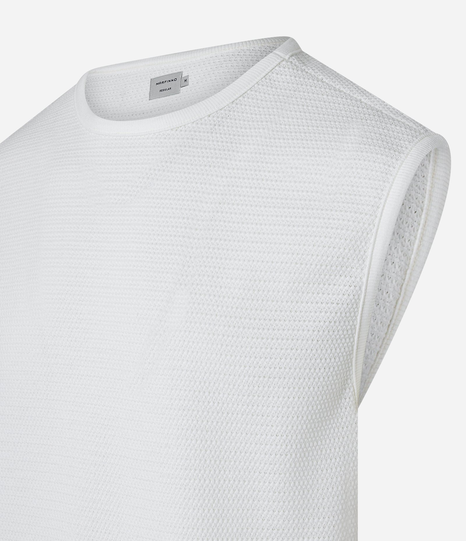 Regata Regular em Meia Malha com Textura de Furinhos Branco 7