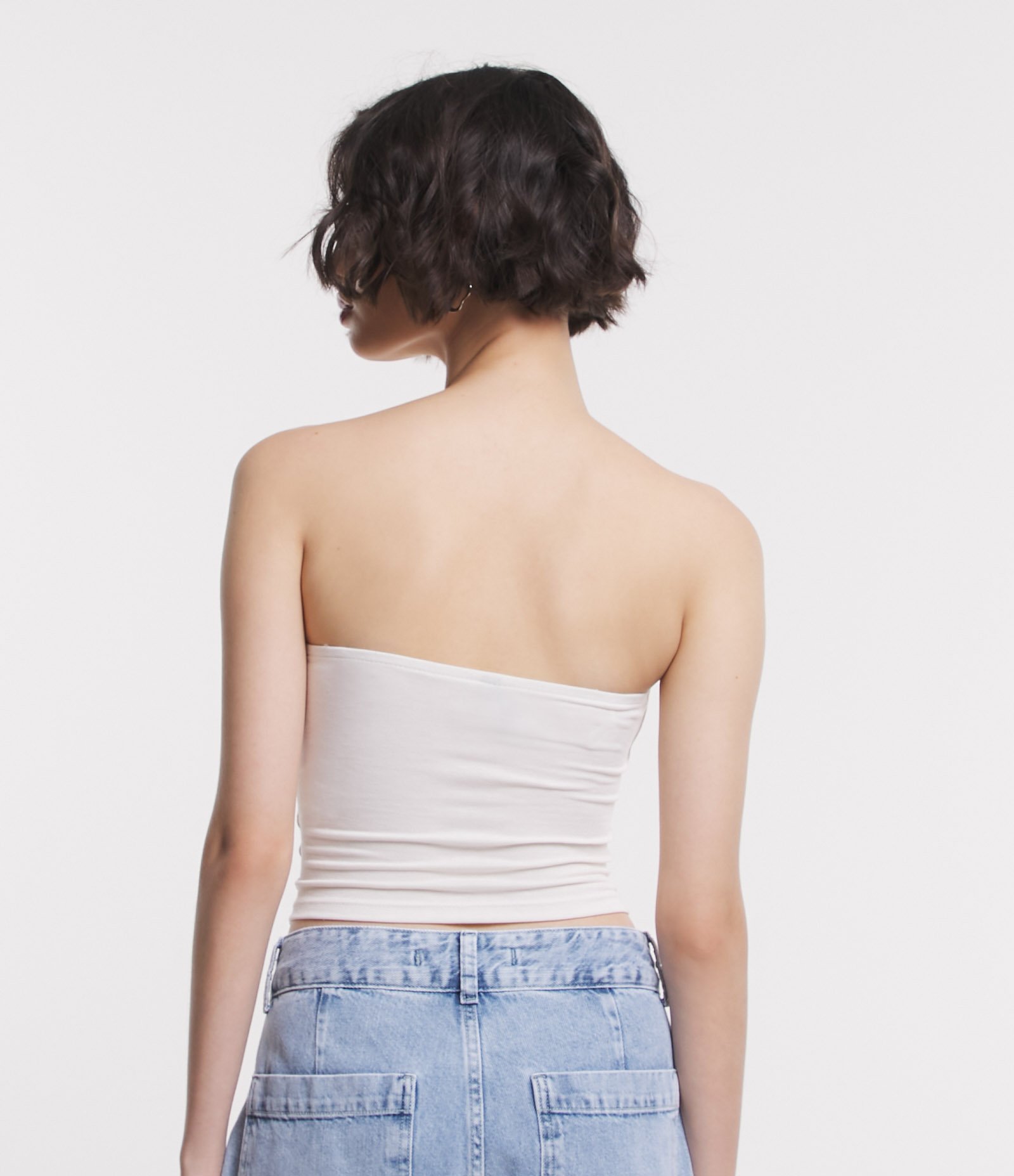 Blusa Cropped Tomara que Caia em Viscose com Lettering Smart But Crazy Branco Neve 3