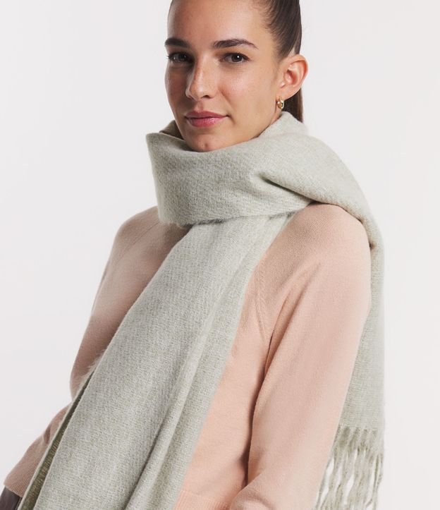 Cachecol com Franjas em Tricot