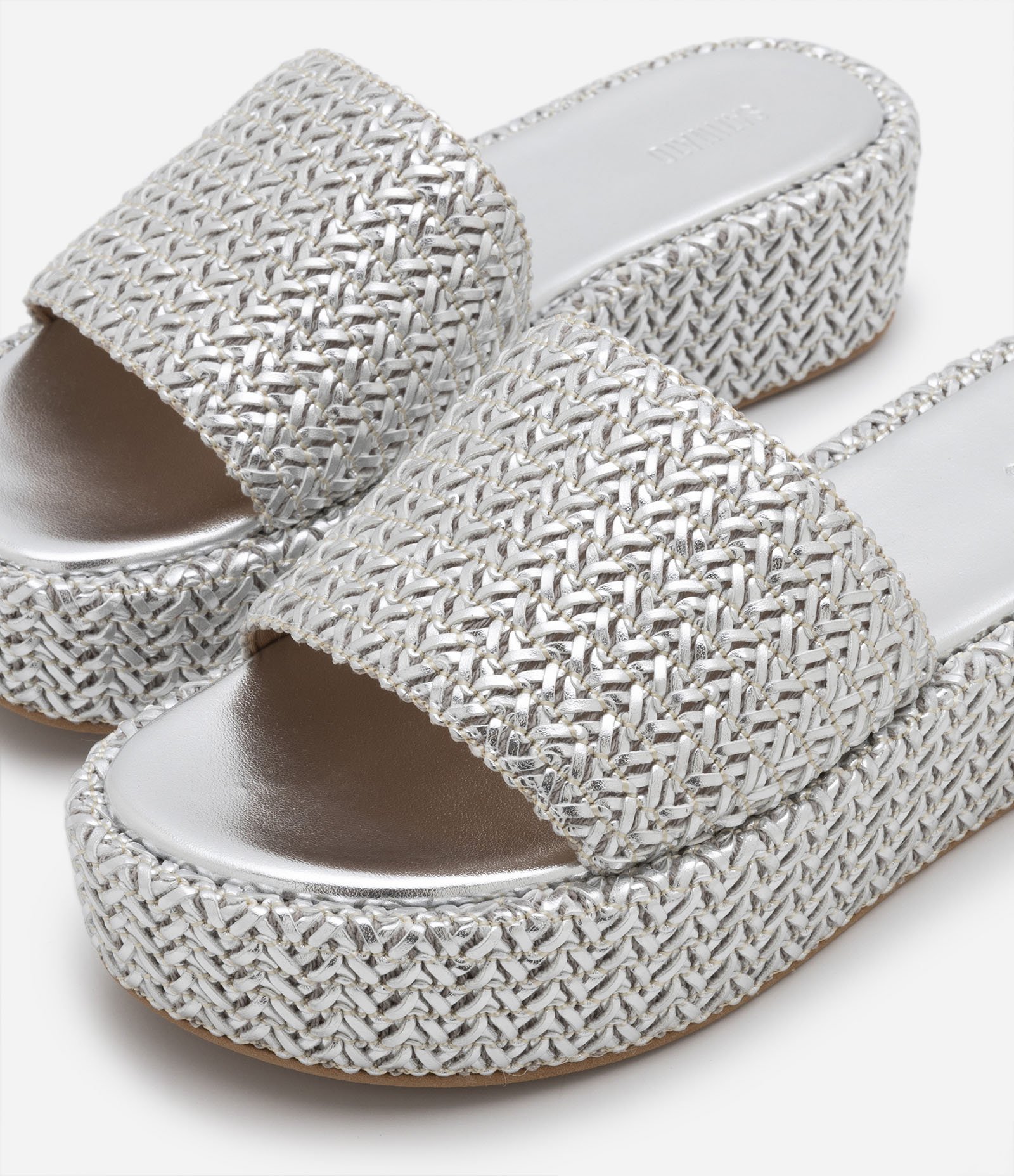 Sandália Flatform com Tressê 4