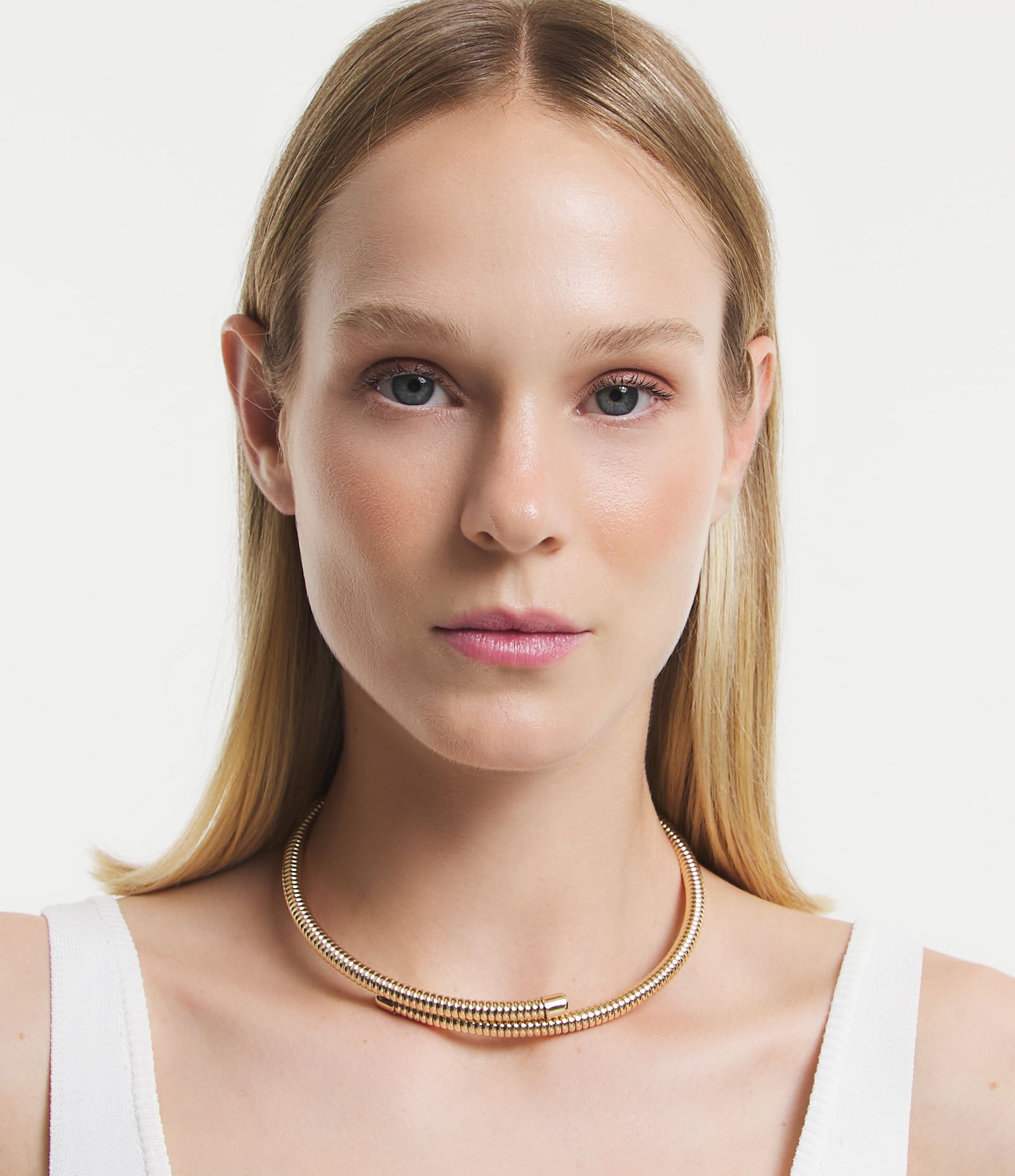 Colar Choker de Mola com Textura Rabo de Rato Dourado 4