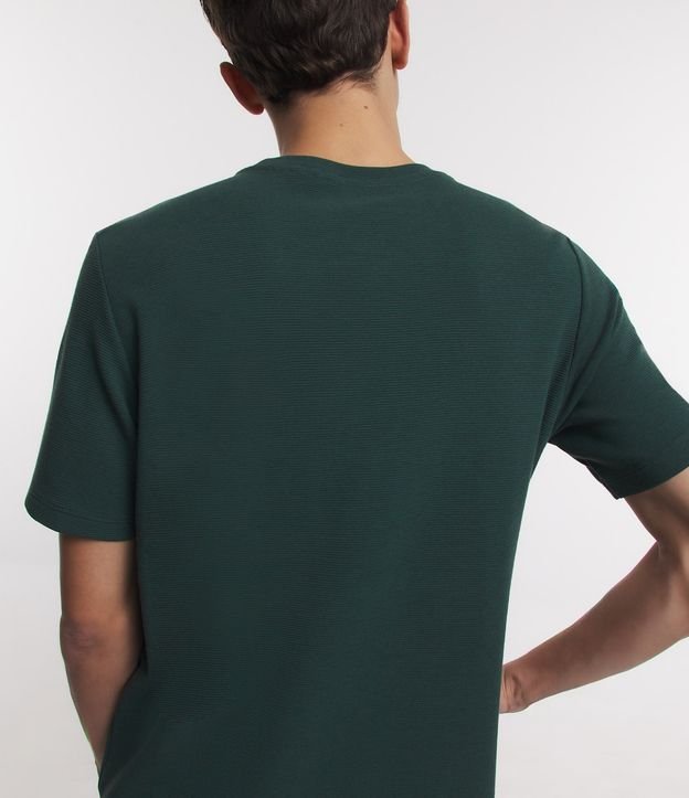 Camiseta Slim em Algodão Peruano com Textura Canelada Verde Escuro 6