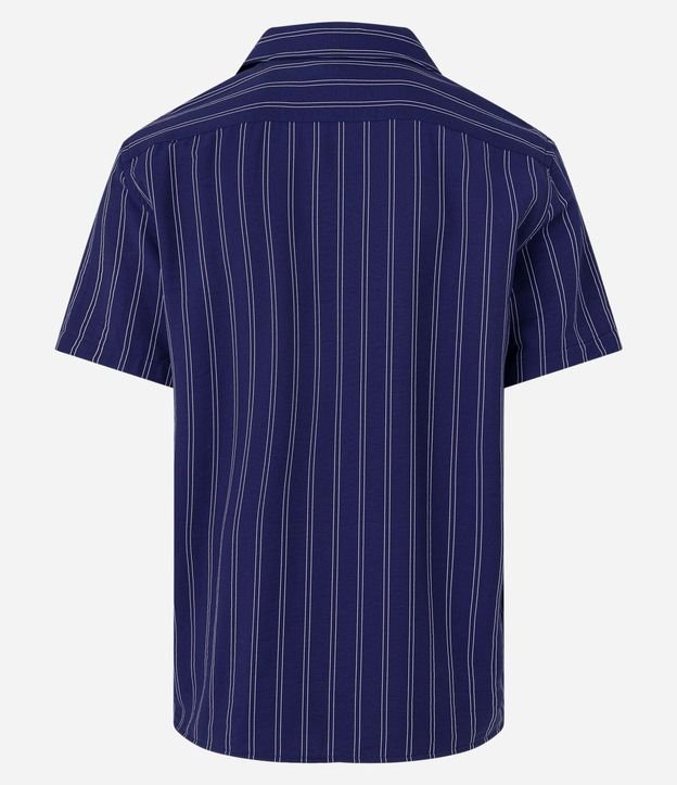 Camisa Boxy em Viscose com Estampa de Listras Risca de Giz Azul Escuro 8