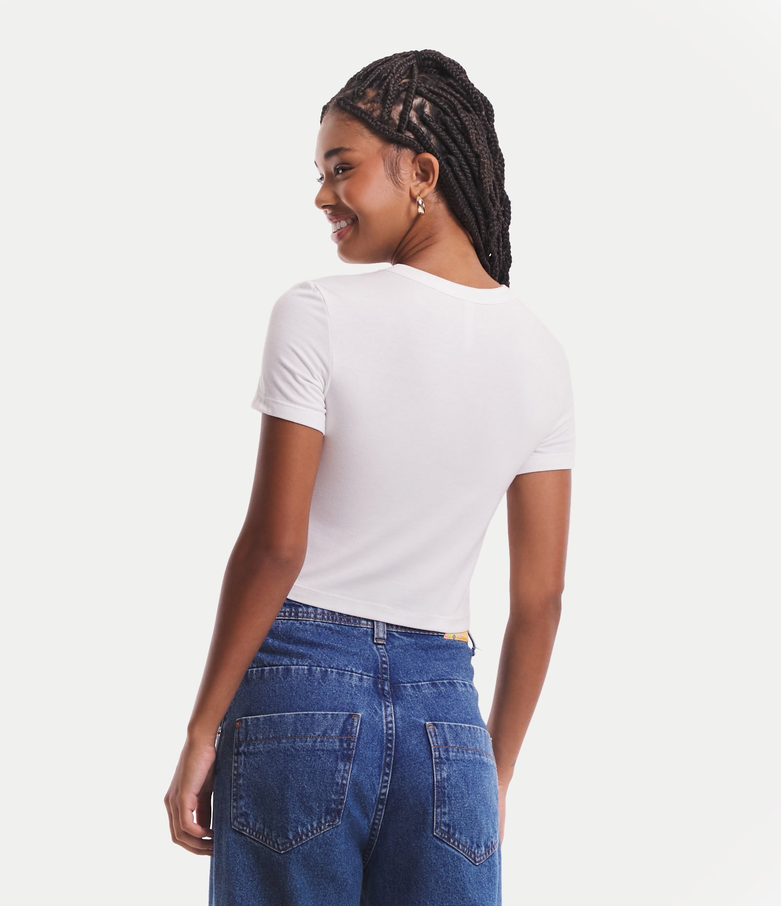 Blusa Cropped Básica em Viscose com Manga Curta Branco 3