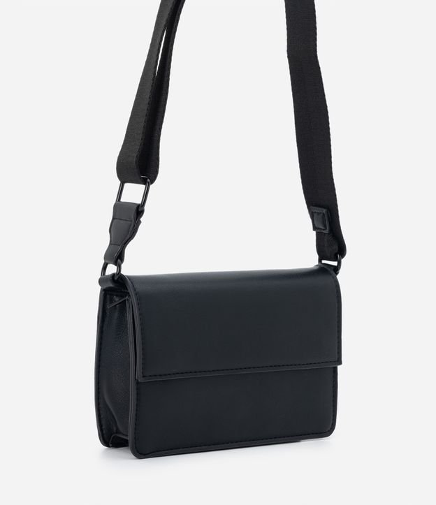 Bolsa Tranversal em PU com Fechamento em Botão